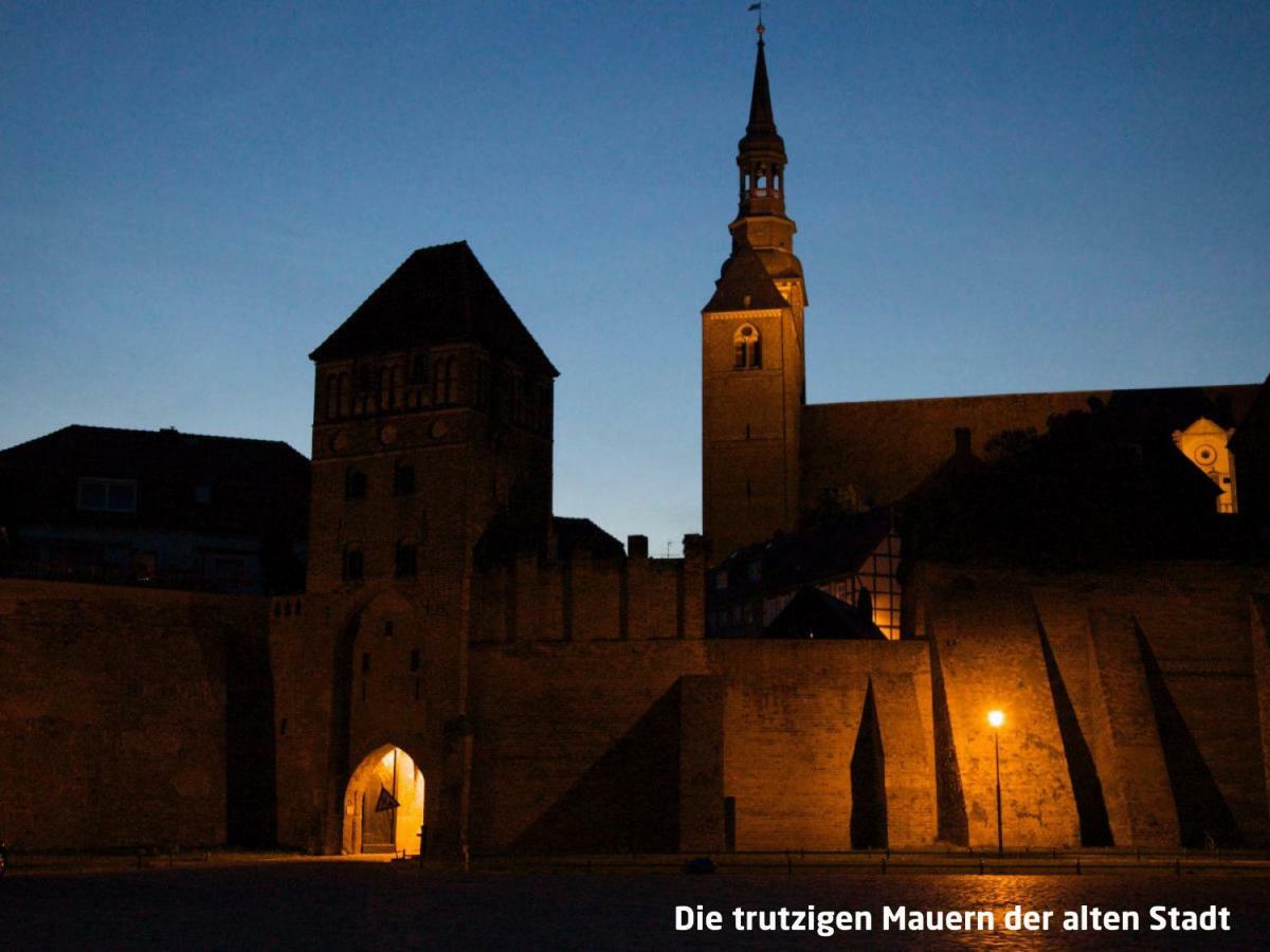 Haus Zur Eselsbruecke Lägenhet Tangermünde Exteriör bild