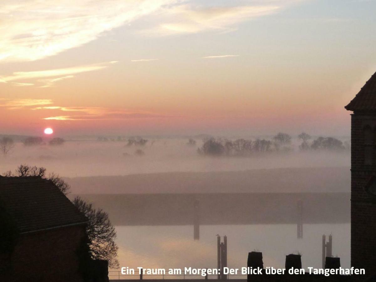 Haus Zur Eselsbruecke Lägenhet Tangermünde Exteriör bild